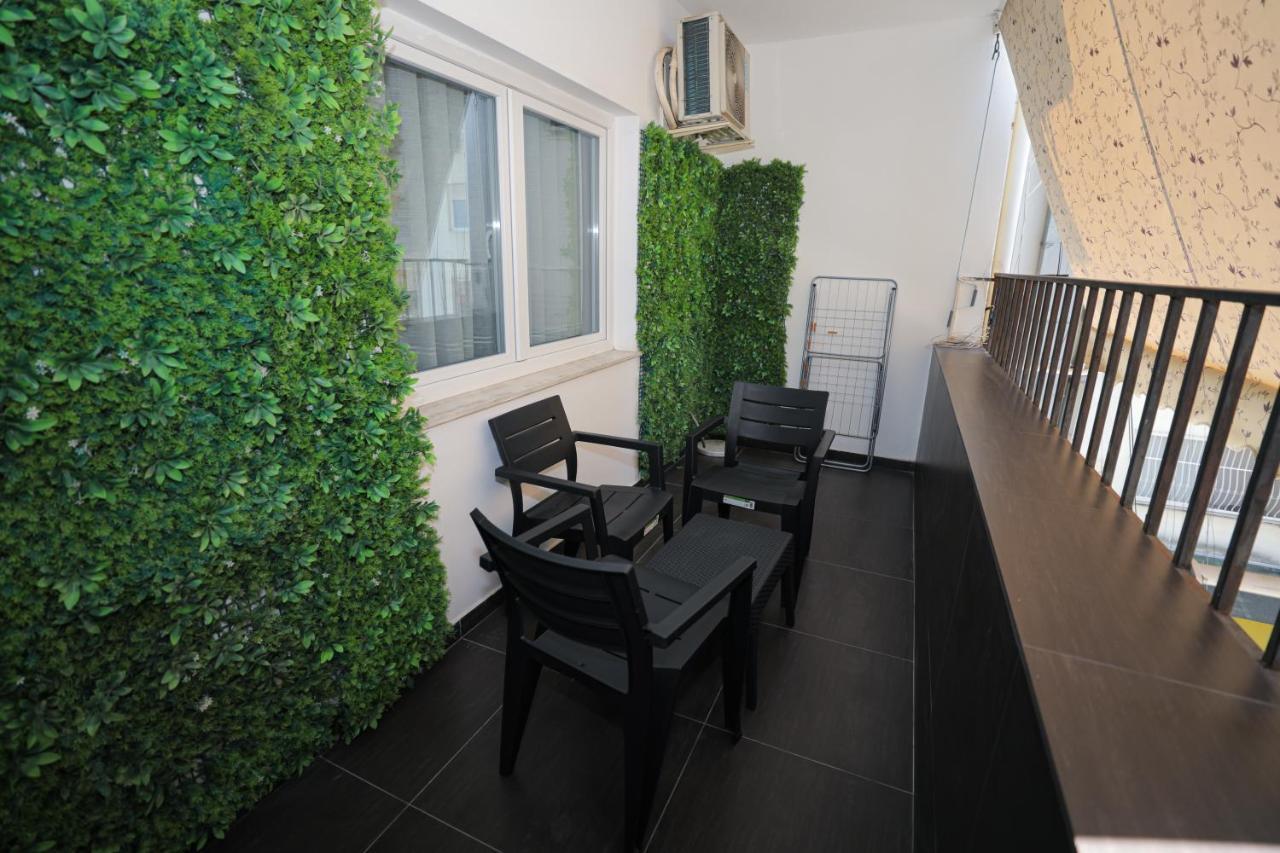 Miku Apartment -Outstanding Apartment At Taiwan Tirana Exterior foto